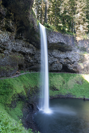Side View of South Falls of Silver Creek Fallsの写真素材
