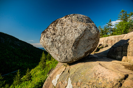 Glacial Erratic Called Bubble Rock Perched On The Edge Of South Bubble In Acadia National Parkの写真素材