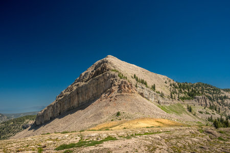 Elk Mountain Stand Proud Under Dark Blue Skyの写真素材
