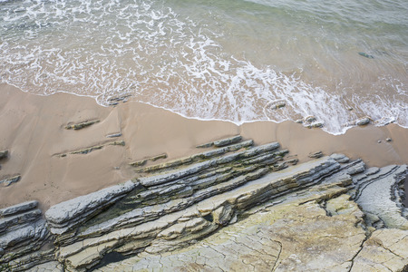 low tide,wave,rocks