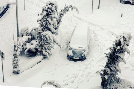 view of a car blocked by the snowの写真素材