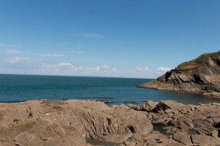 A view of the waterfront ocean in ilfracombe