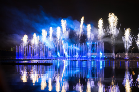 RUSSIA. MOSCOW - September 27, 2015. Festival Circle of Light. The Rowing Channel. Show with music, fountains and fireworks.のeditorial素材