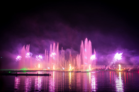 RUSSIA. MOSCOW - September 27, 2015. Festival Circle of Light. The Rowing Channel. Show with music, fountains and fireworks.のeditorial素材