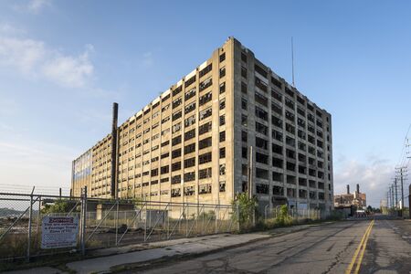 Detroit, Michigan, United States - August 17, 2019: A view of the old abandoned ten-story cold storage warehouse Detroit Harbor Terminals in Detroit city.のeditorial素材