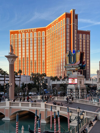 Las Vegas, Nevada, USA - Dec 24 2022 : Treasure Island hotel at main street with touristsのeditorial素材