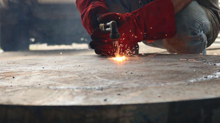 worker melting welding metal industry oxyacetileneの写真素材