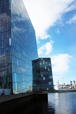 28th March 2013, Reykjavik, Iceland. Photos of the exterior of the famous concert hall and cenference center Harpa in the harbour of the icelandic capital Reykjavik. The glass exterior shall look like the rocks of the national park of thingvellir where thのeditorial素材