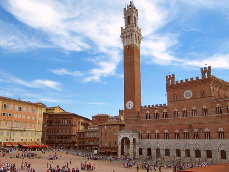 Campo del Popolo - Siena.のeditorial素材