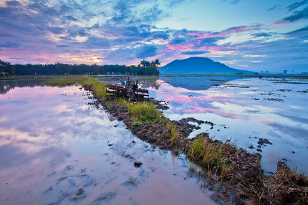 reflection of  Sunrise in Bukit Mertajam, Penang Malaysiaの写真素材