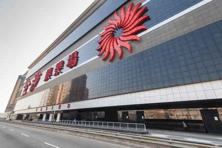Taipa, Macau - February 2, 2015: The Sands Hotel - Overlooking Macau Fisherman's Wharf, this sprawling, all-suite casino hotel is 1 km from the Outer Harbour Ferry Terminal for sailings to Hong Kong, and 3 km from the landmark Macau Tower.のeditorial素材