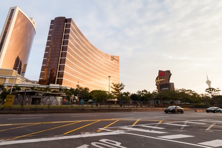 Senado, Macau - February 2, 2015: Macau Wynn Hotel is a 20-story hotel and casino located on the waterfront in Macau is modeled after Steve Wynn's curved-tower in Las Vegas.のeditorial素材