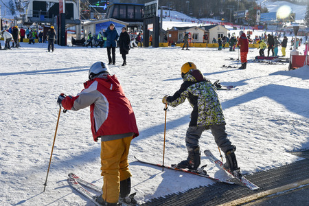 Seoul, KOREA  - JANUARY 28, 2017:  kid learning to ski on the slopesのeditorial素材
