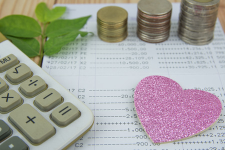 Financial analysis by rows chart pen calculatorのeditorial素材