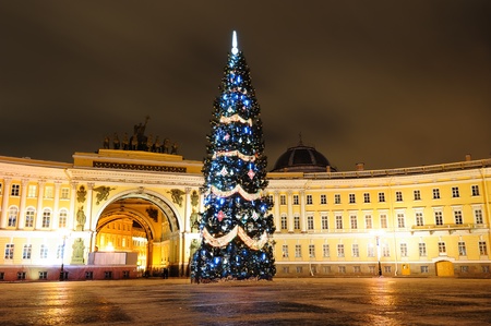 Christmas tree on Palace square in Saint Petersburgのeditorial素材