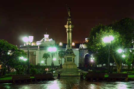 Liberty Statue, Plaza de la Independencia at night. Quito. Ecuador. South Americaの写真素材