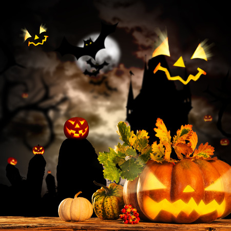 Scary jack o lantern halloween background, close-up.の写真素材