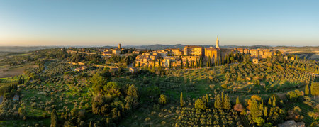 Beautiful autumn countryside sunset in Tuscany, Pienza, Italyの写真素材