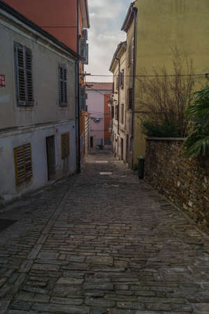 alley of Isola (slo)