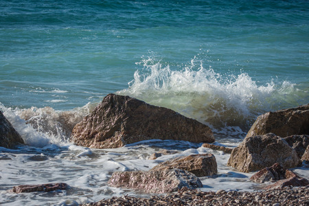 The sea and the waves