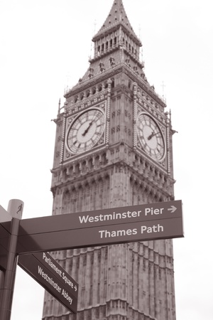 Big Ben and Signpost in Black and White Sepia Tone, London, England, UKのeditorial素材