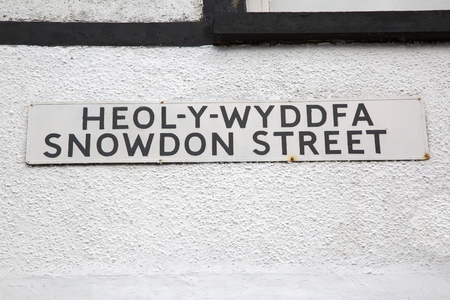 Snowdon Street Sign in English and Welsh Languagesの写真素材