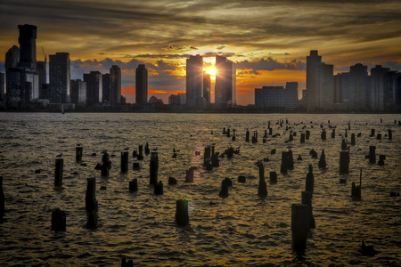 Sunset on the Hudsonの写真素材