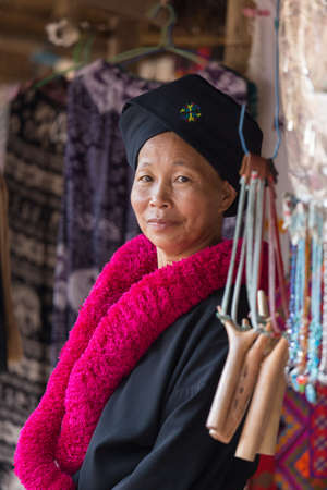 Chiang Rai Thailand 10.12.2015 Karen village with long neck women sell souvenirsのeditorial素材