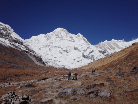 Trekking in Annapurna Circuit Trek in Nepalのeditorial素材
