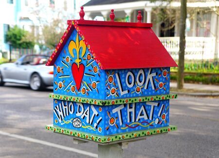 New Orleans, Louisiana, U.S.A - February 8, 2020 - A painted mailbox near The Garden Districtのeditorial素材