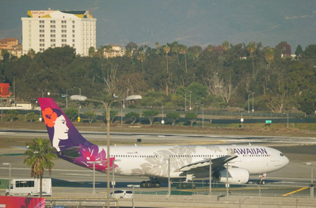 Long Angeles, California, U.S.A - November 5, 2022 - A Hawaiian Airlines plane on the tarmacのeditorial素材