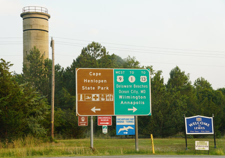 Lewes, Delaware, U.S.A - June 18, 2023 - The road signs into Cape Henlopen State Park and Route 1, Route 9 and Route 13のeditorial素材