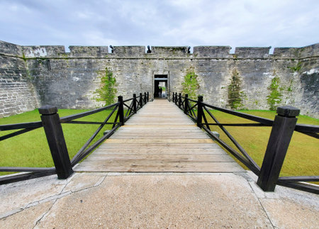 St Augustine, Florida, U.S.A - November 18, 2023 - The wooden bridge into Castillo de San Marcos National Monumentのeditorial素材