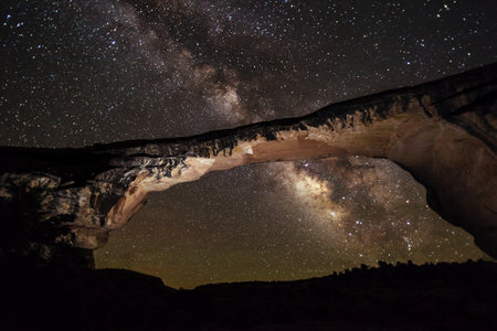 Milky Way Framed by Owachomo Bridge at Nightの写真素材