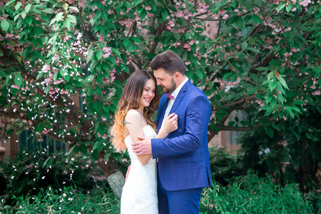 boho style wedding, vintage wedding, bride and groom, sincere feelings, a holiday for two, a wedding in retro style, fashionable toning, creative colorの写真素材