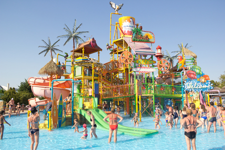 ANAPA, RUSSIA - AUGUST 5, 2017: Water Park "Golden beach". Water slides and attractionsのeditorial素材