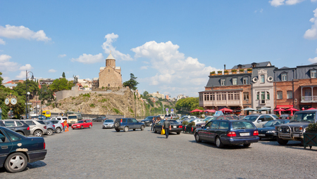 Tbilisi, Georgia-August 07, 2013: Cityscape in old Tbilisi, near Metekhi Churchのeditorial素材