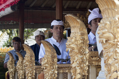BALI, INDONESIA-JUL 6TH: A Gamelan(musical ensemble) plays during the Galungan festival on July 6th 2011 which is held in the 11th week of the 210-day Pawukon calendar.のeditorial素材