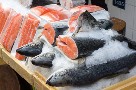 Fresh salmon on ice in Ben Thanh market, Ho chi Minh City, Vietnamのeditorial素材