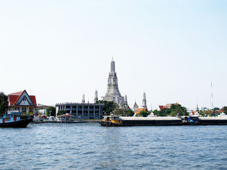 Wat Arun, Buddhist temple in Bangkok Thailandの写真素材