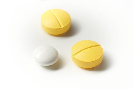 Macro 

Close up Many Drug tablet on white backgroundの写真素材