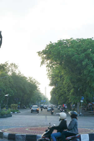 Surakarta, Indonesia â December 20, 2021: Gladak Statue or the Slamet Riyadi Statue is a form of appreciation to Captain Slamet Riyadi in the city of Solo in the afternoon. Jalan Tugu Slamet Riyadiのeditorial素材