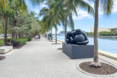 Miami, Florida - August 25th, 2023: Bridge of Light, outdoor exhibition by renowned Costa Rican sculptor Jorge Jimenez Deredia.のeditorial素材