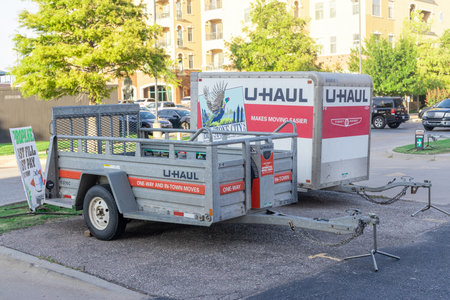 Oklahoma City, USA - October 25th, 2023: U-HAUL trailers parked at the pickup location at the rental office.のeditorial素材