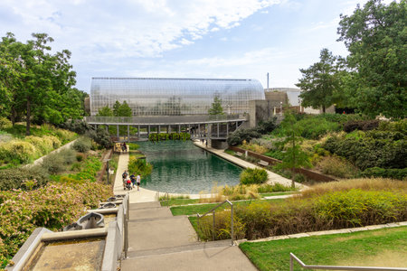 Oklahoma City, USA - October 25th, 2023: Crystal bridge conservatory in myriad botanical gardens.のeditorial素材