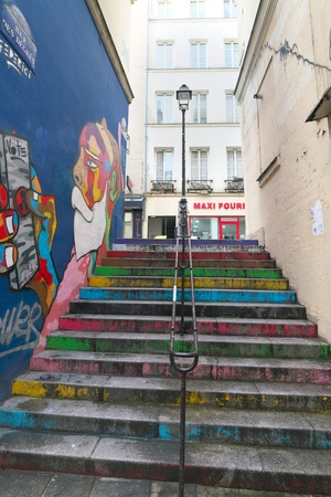 Paris, France-January 22, 2018: Rue des Degres is the shortest street in Paris: 3.3 metres wide and 5.75 metres long, only 14 steps.のeditorial素材
