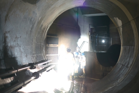 Outside of drop shaft of Wada-Yayoi rainwater storage trunk lineのeditorial素材