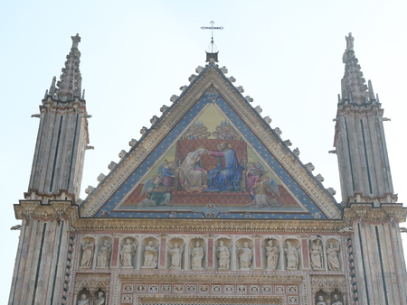 Orvieto, Italy-July 28, 2018: Duomo di Orvieto in the morningのeditorial素材