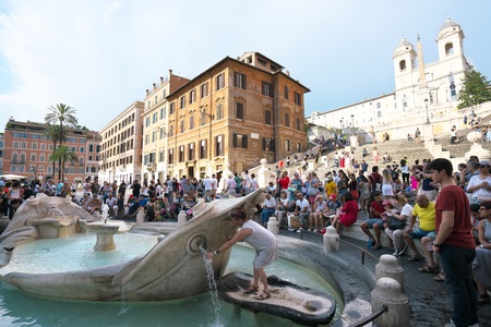 Rome, Italy-July 27, 2018: Fountain of the boat and Spanish steps in Spanish squareのeditorial素材