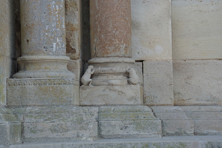 Vezelay, France-October 16, 2018: Basilica Sainte-Marie-Madeleine in Vezelayの写真素材